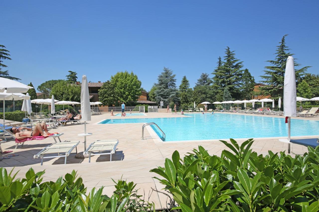 Appartamenti Punta Grò Sirmione Exterior foto